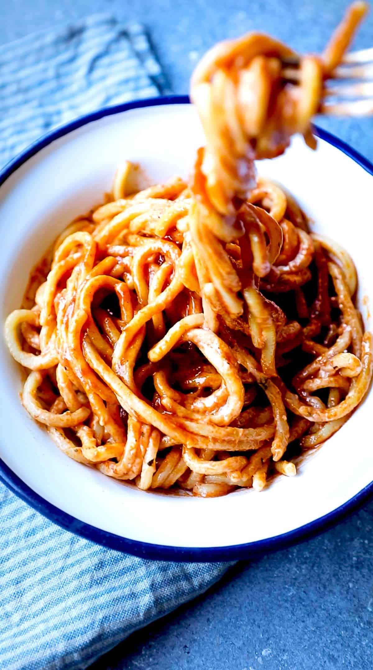 pasta sauce noodles on a plate