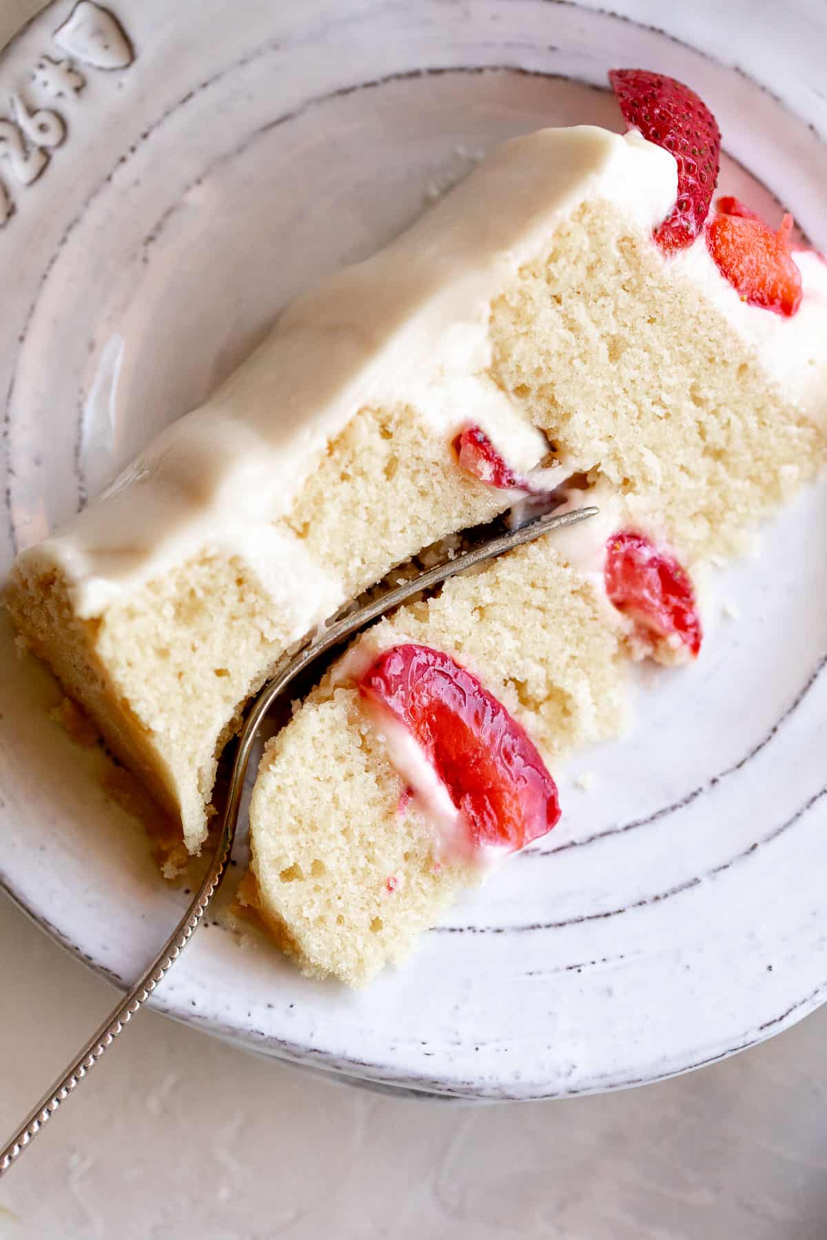 vanilla cake for trifle on a plate