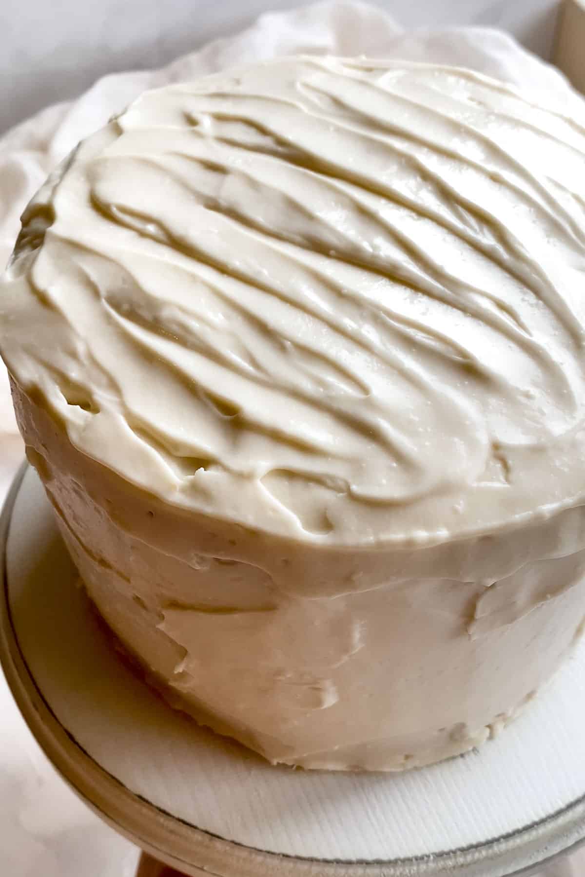 cake frosted with vegan Chantilly cream